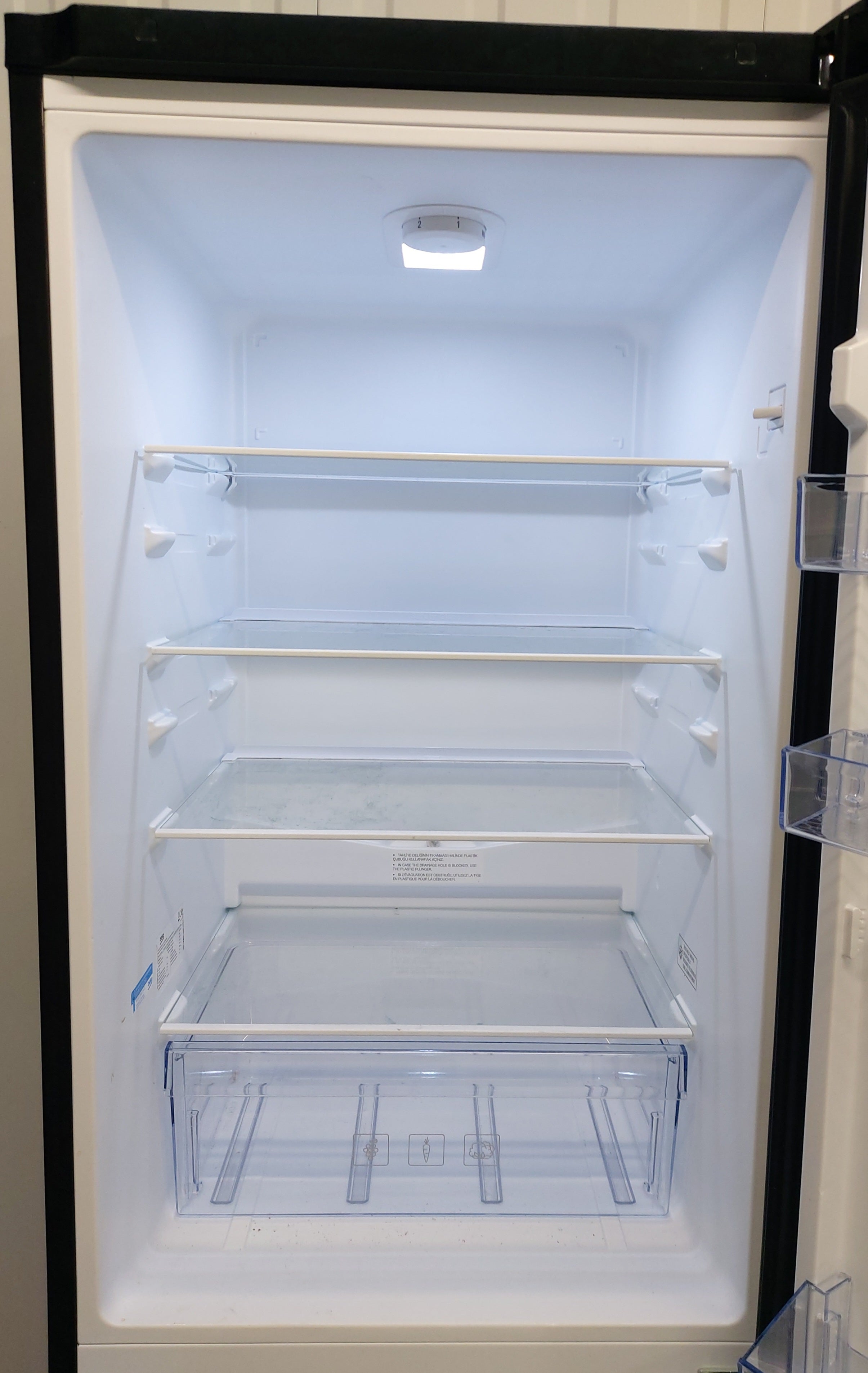 Beko CFG1582B 50/50 Frost Fridge Freezer - Black - F Rated