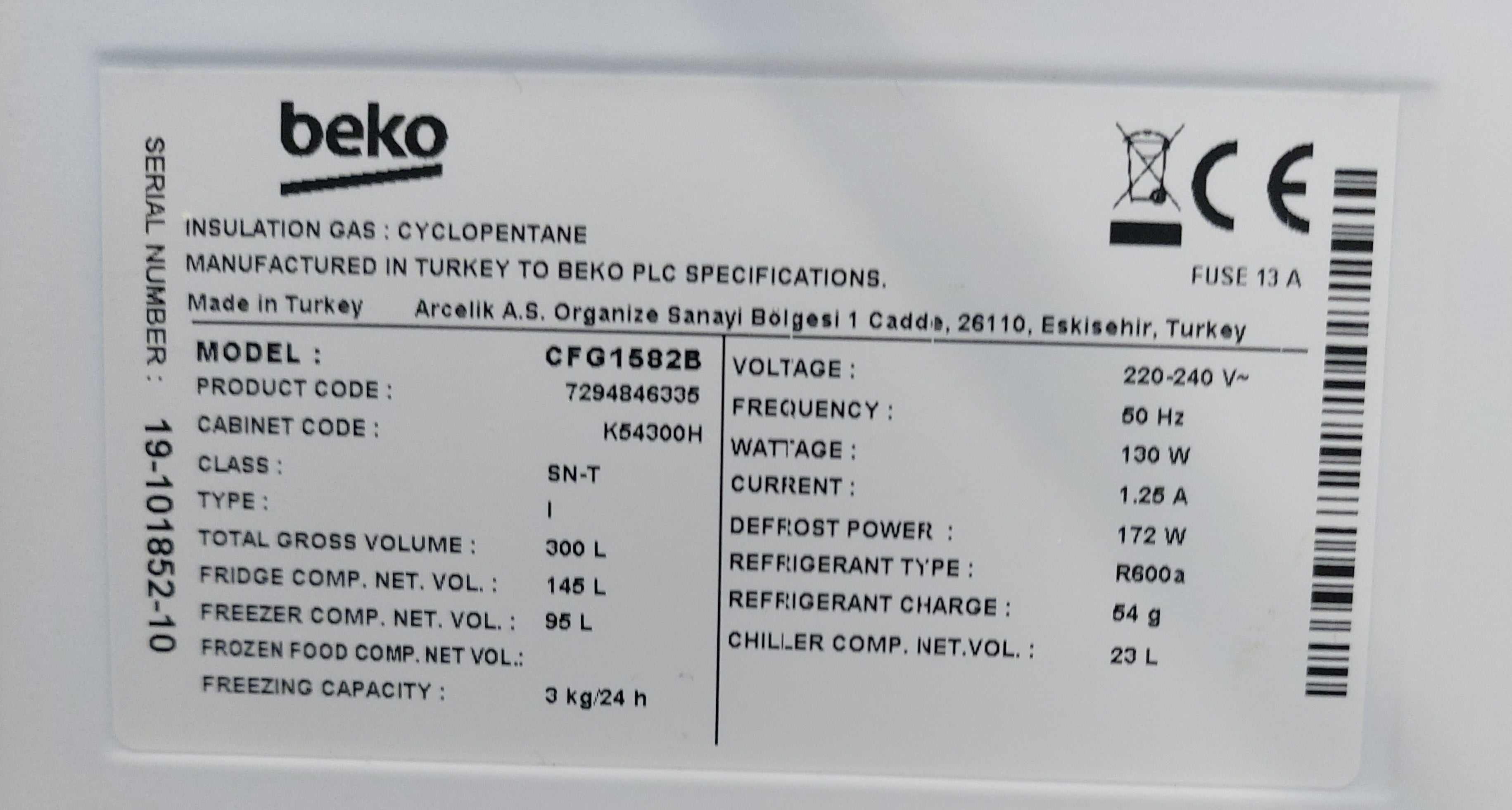 Beko CFG1582B 50/50 Frost Fridge Freezer - Black - F Rated
